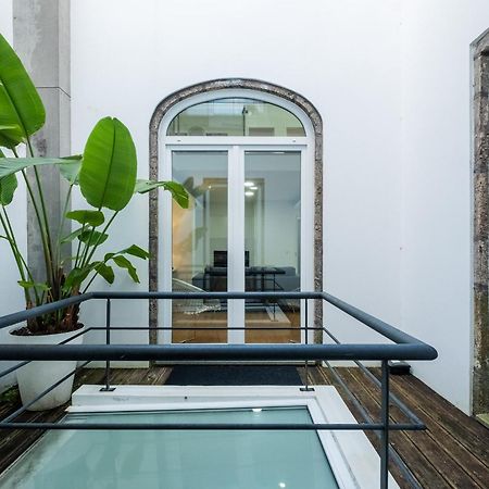 Ponta Delgada Flats - Host & Chill Lägenhet Exteriör bild