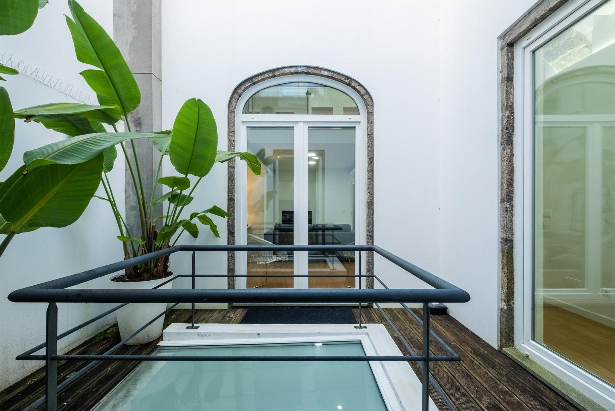 Ponta Delgada Flats - Host & Chill Lägenhet Exteriör bild