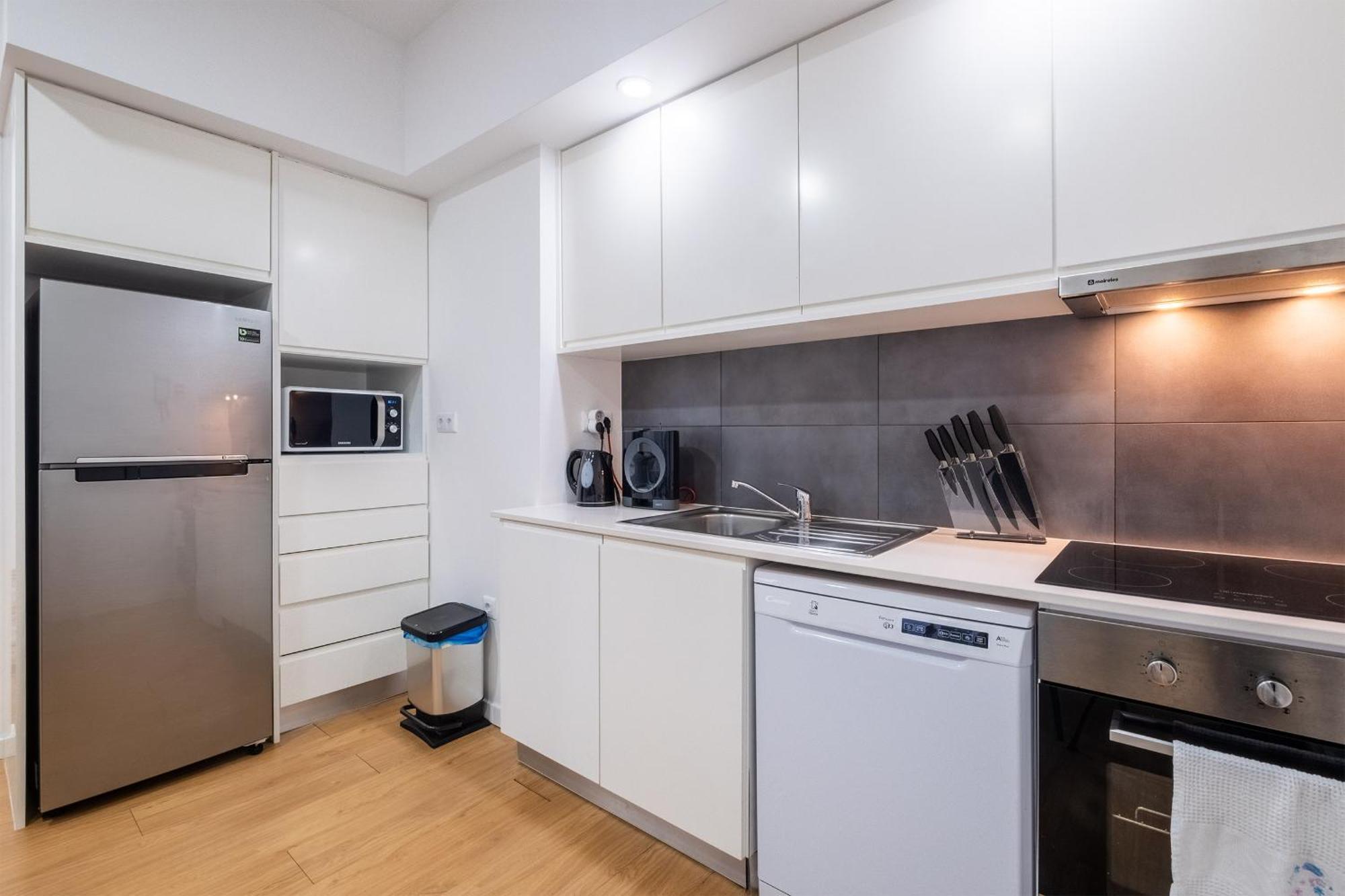 Ponta Delgada Flats - Host & Chill Lägenhet Exteriör bild